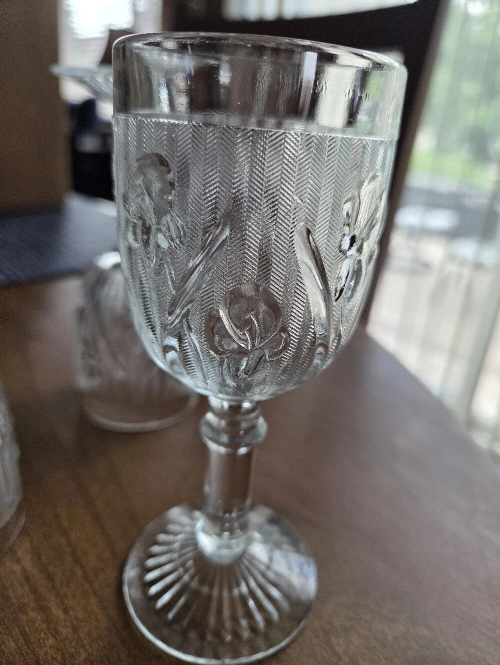Jeanette Glass set iris